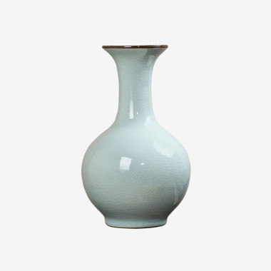 Calandis Modern White Ceramic Flower Vase